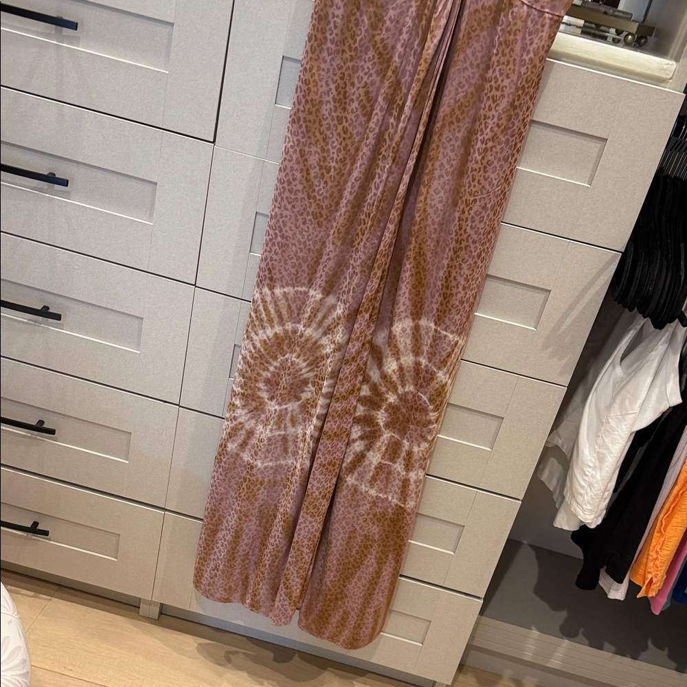 Bohemian Tie-Dye Maxi Dress in Pink and Cream - Picture 3 of 5